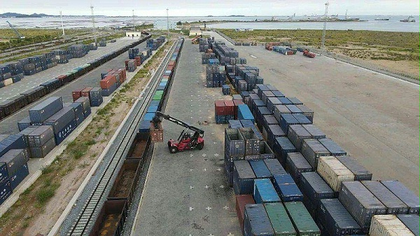 乌克兰铁路货物出口运输