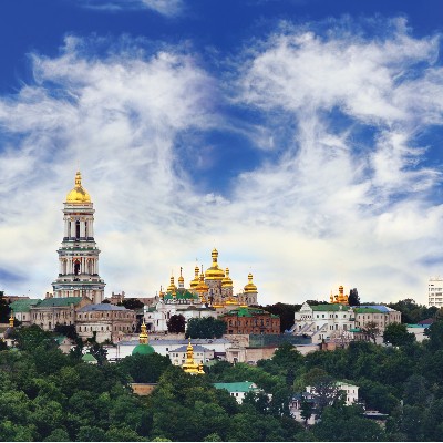 泽连斯基要在未来2-3年修复所有机场，8月乌克兰出口持续增长